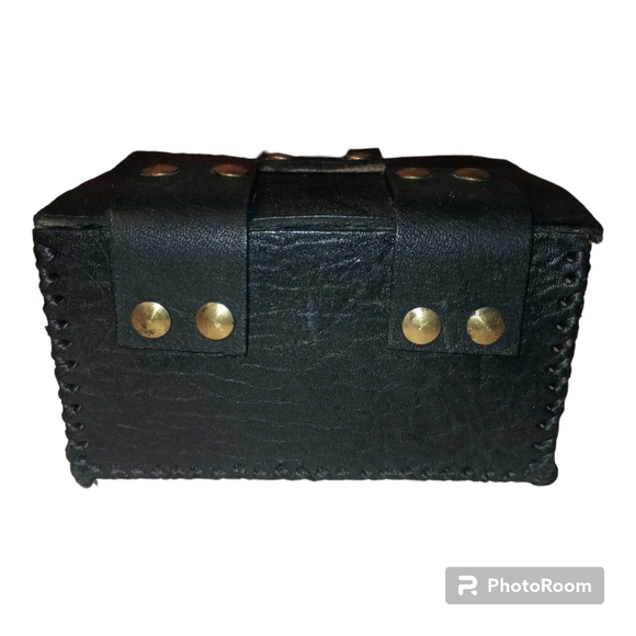 Handmade genuine leather box with beading - Picture 2 of 3